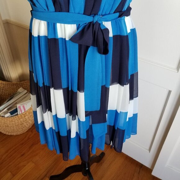 Banana Republic Pleated, Striped Dress - Picture 3 of 11